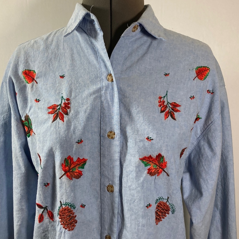 Republic Women Denim Top Size M Embroidered Vivid Fall Colored Button Up
